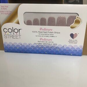 Color Street Nails-Moonburst (Pedicure)